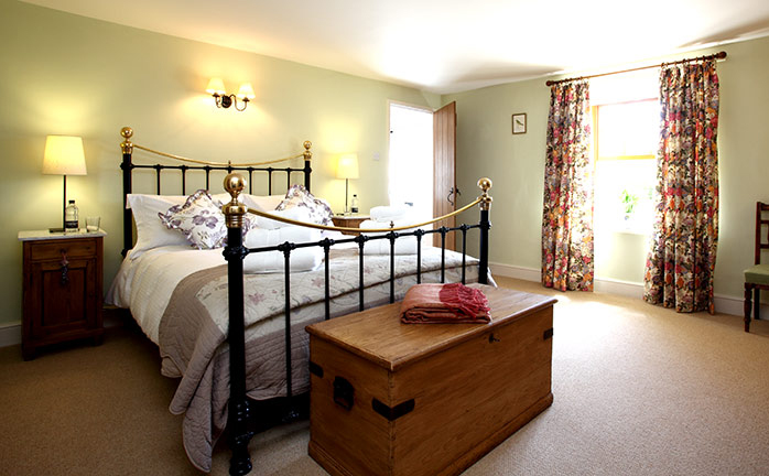 bedroom throstle holiday cottage for couples in lesbury northumberland resized