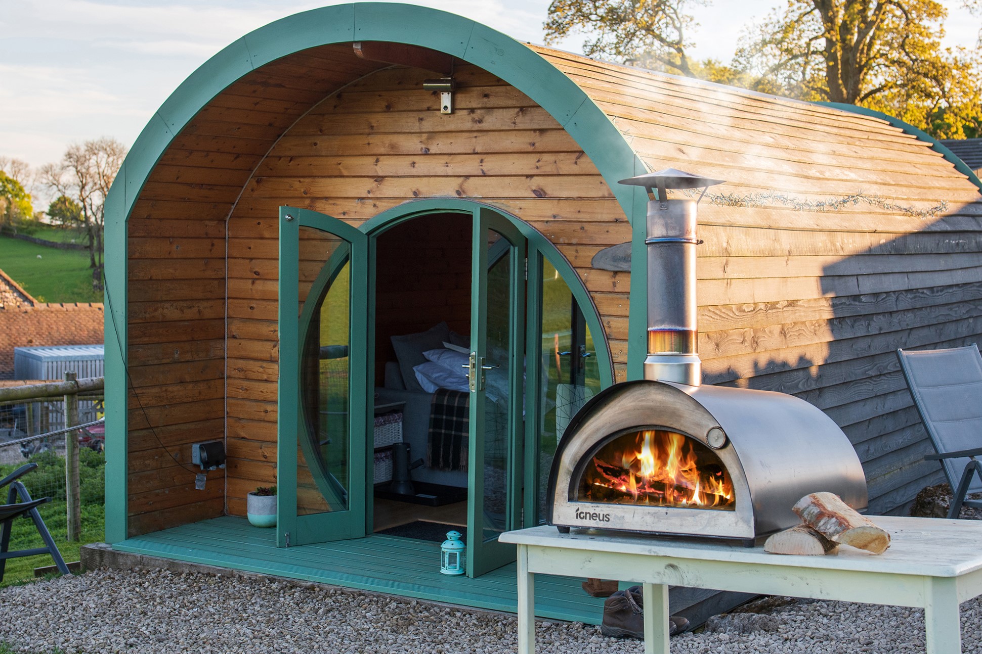 Pod and pizza oven 1 1